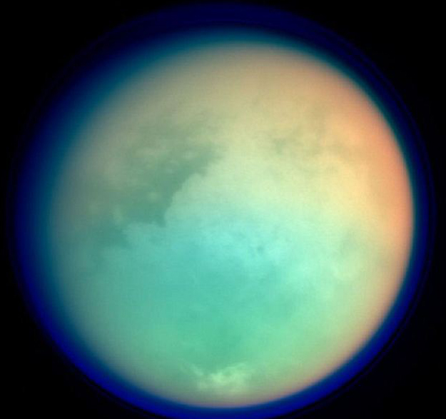 Титан единственный спутник в Солнечной системе, имеющий плотную атмосферу Титан единственный спутник в Солнечной системе, имеющий плотную атмосферу