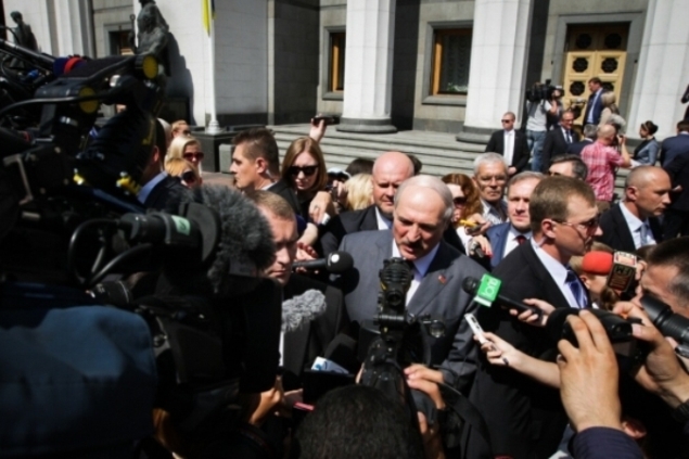 Белорусский президент ответил на вопросы журналистов после инаугурации Петра Порошенко Белорусский президент ответил на вопросы журналистов после инаугурации Петра Порошенко