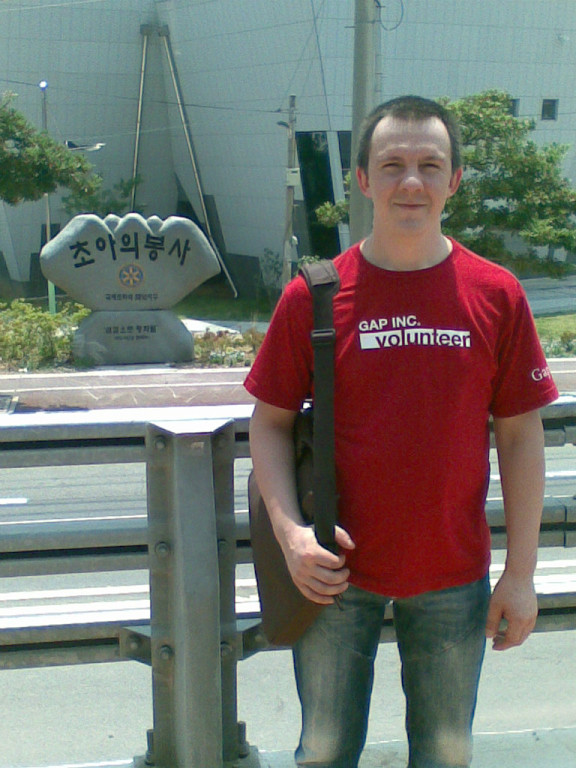 30-летний Сергей Полников служил машинистом на промысловом судне СОЦСЕТИ