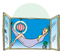 Девушка отдыхает в гамаке в открытом окне