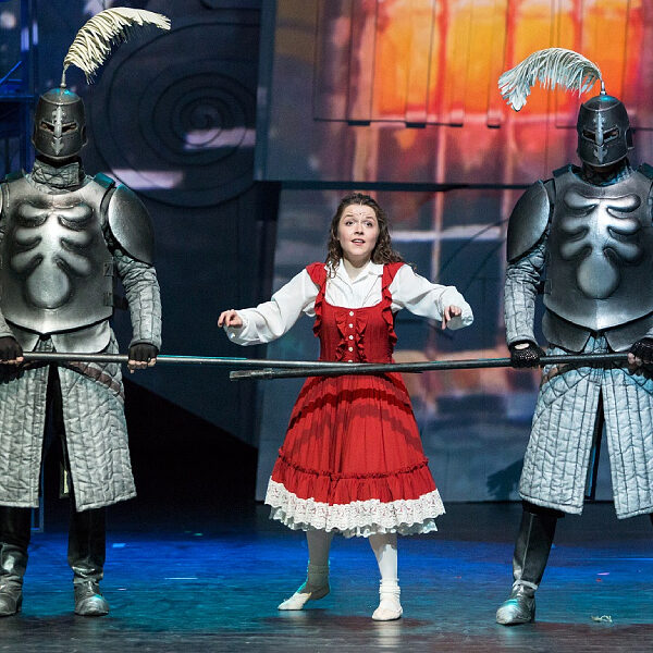 Новогодний спектакль «Снежная Королева»