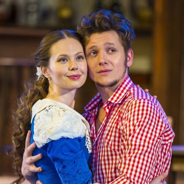 Спектакль «Убить папашу!» в Театре Сатиры