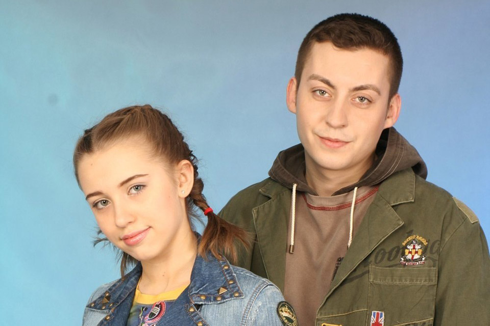 «Белые кораблики», которые всех раздражали: что стало с группой «Подъем» и Кариной М