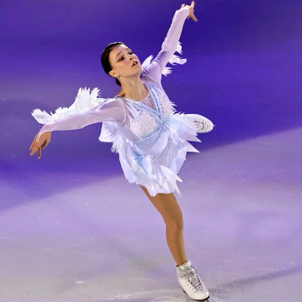 Шоу «Чемпионы на льду»