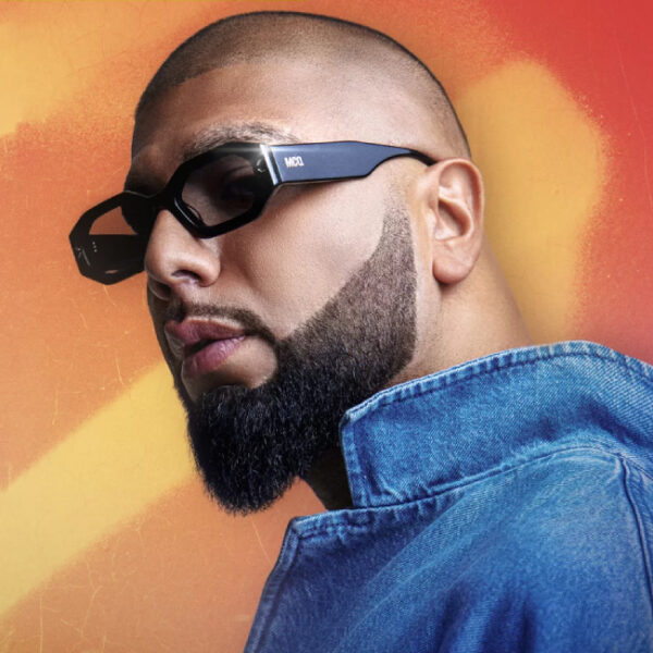 Концерт Артема Качера: «Терапия-любовь»