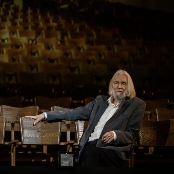 Спектакль «9 ряд. 10, 11 место»