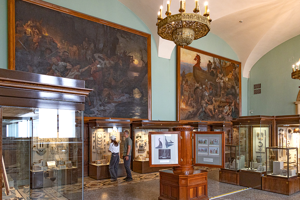 В Историческом музее в Москве отреставрируют две картины Генриха Семирадского