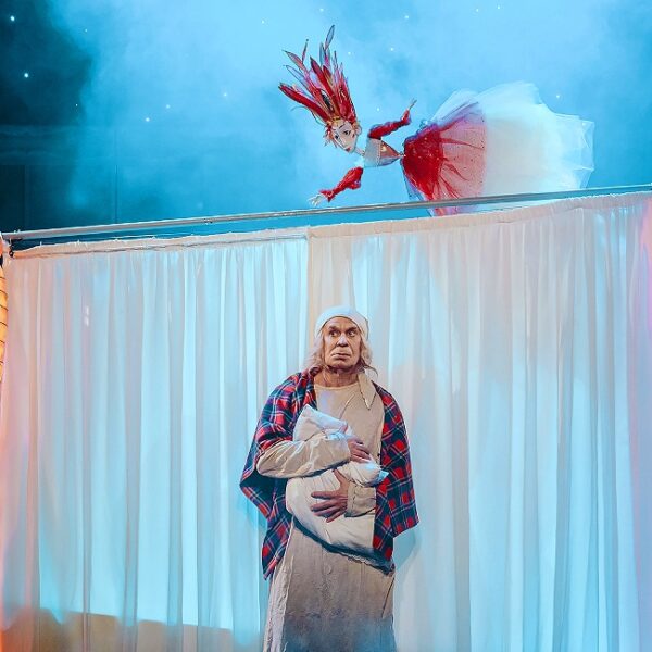 Киноверсия спектакля «Рождественская история» в кинотеатре «Октябрь»