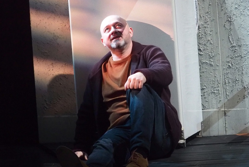 Испорченная свадьба и рок-н-ролл: в Театре юных зрителей состоялась премьера спектакля «Иванов»