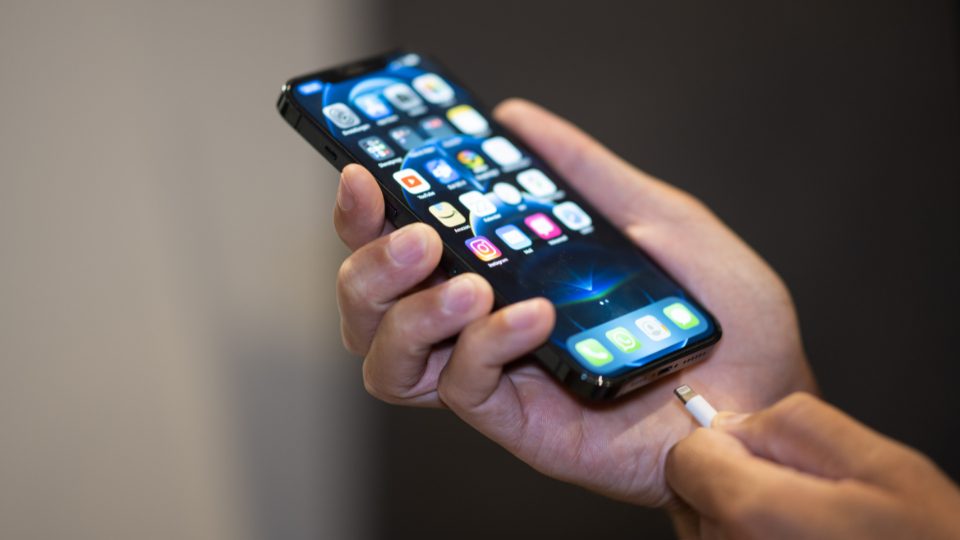 Компьютер не видит телефон через USB