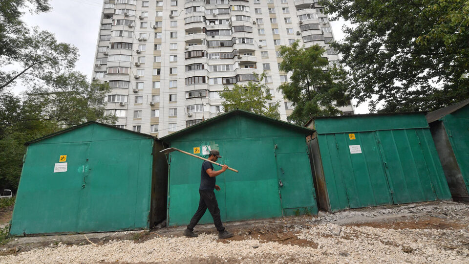Гаражи на окраине Москвы. Фото: Веленгурин Владимир / KP.RU