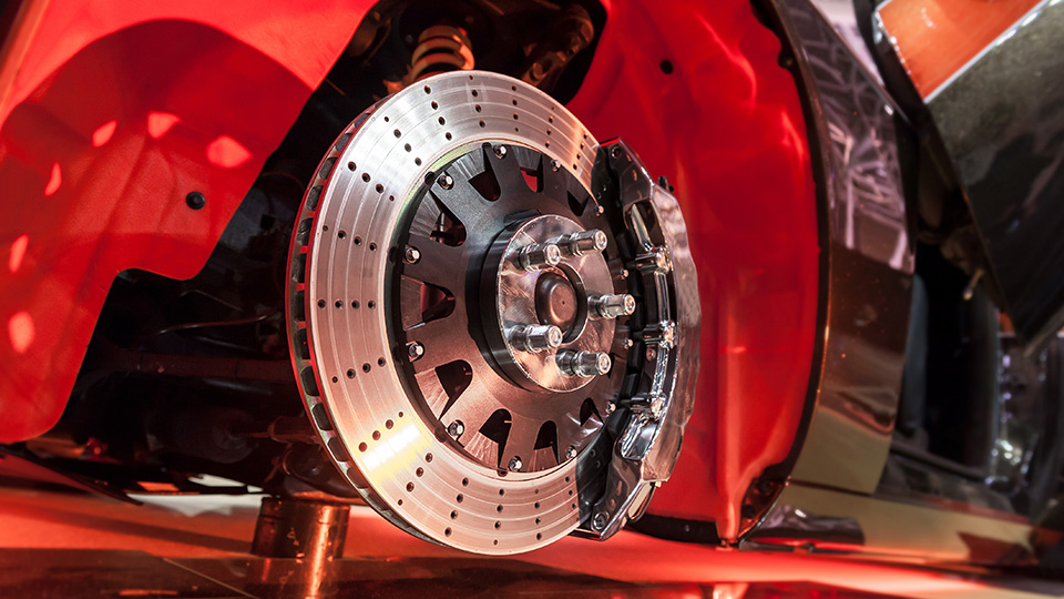 Тормозная система Audi: выбор колодок и дисков для динамичной езды