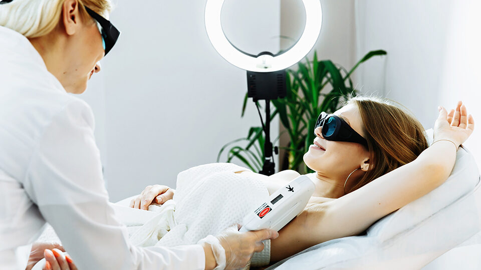 15 лучших аппаратов для лазерной эпиляции 2023: рейтинг недорогих ...