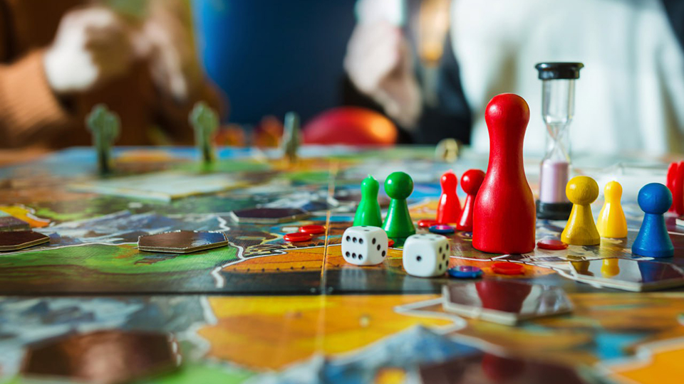 11 лучших настольных игр для двоих в 2025 году