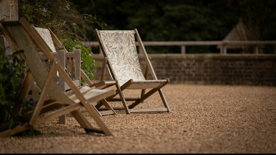 Шезлонг. Фото: Daniel_Briggs / Shutterstock / Fotodom