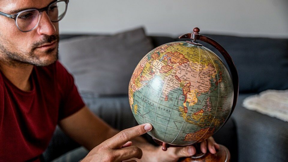 День географа в 2025 году: история и традиции праздника
