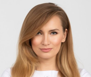 Алина Романова