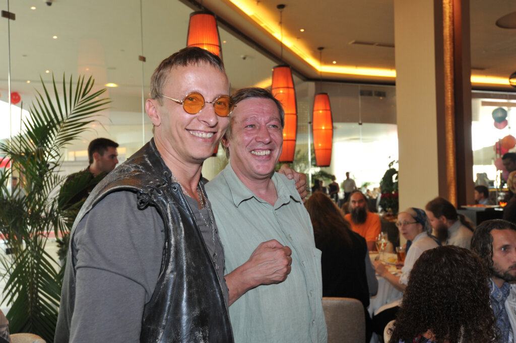 Иван Охлобыстин в очередной раз защитил Ефремова и объяснил почему