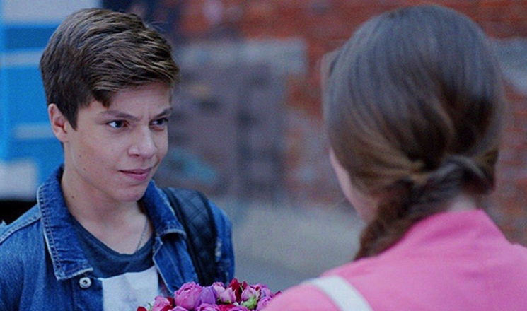 Ранняя слава и смерть в 18 лет: короткая жизнь звезды «Физрука» Егора Клинаева