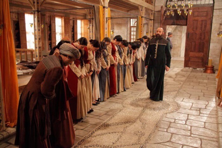 Мерзибе и Мелексима — наложницы Сулеймана, которых создал автор Дзен-канала