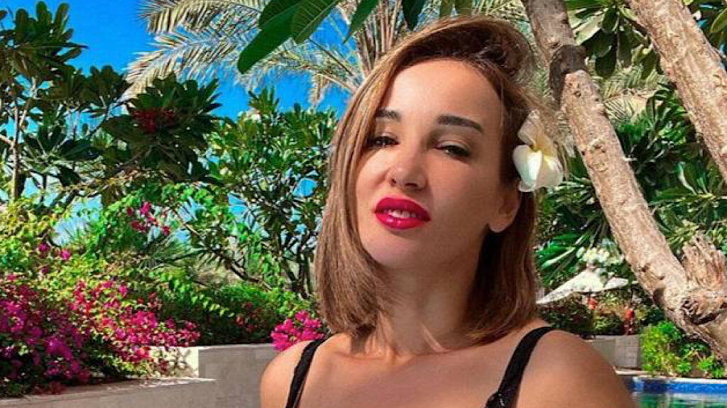 Уехавшая на Бали Анфиса Чехова поразила признанием о рождении ребенка