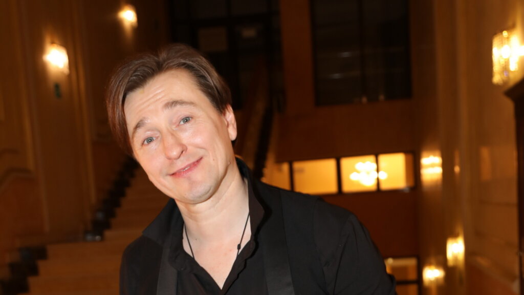 Сергей Безруков попрощался с Санкт-Петербургом