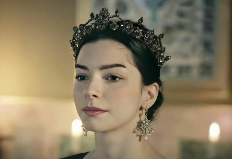 Звезда «Великолепного века» Мерве Болугур вышла замуж во второй раз