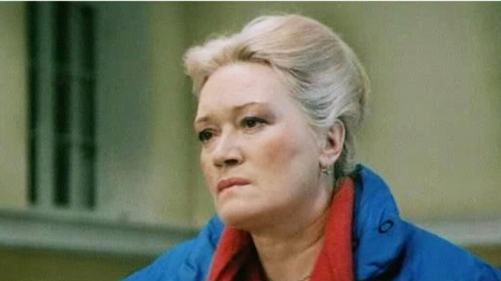 Позднее материнство и роман с женатым режиссером: тяжелые испытания актрисы Людмилы Поляковой