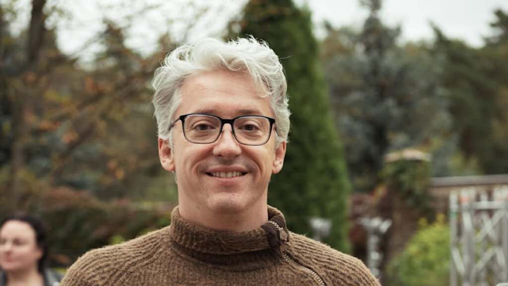 «Промахи есть»: о нелегкой врачебной доле в новых сериях «Теста на беременность» рассказал режиссер Михаил Вайнберг