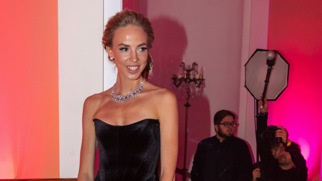 Звезде Comedy Woman Надежде Сысоевой удалили опухоль