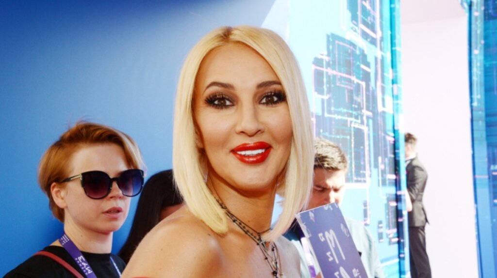 Поддержавшая СВО Лера Кудрявцева похвасталась фотографиями с отдыха в Сен-Тропе