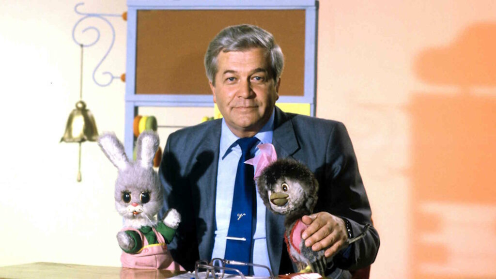 Укладывал спать чужих детей, а свой появился только в 62: судьба ведущего «Спокойной ночи, малыши!» Владимира Ухина