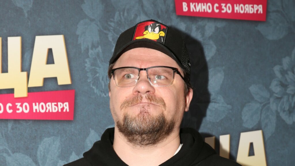 Гарик в шоке: Кристина Асмус прижалась к Харламову