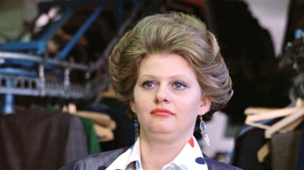 Смерть ребенка и похороны мужа: о чем молчит Ирина Муравьева