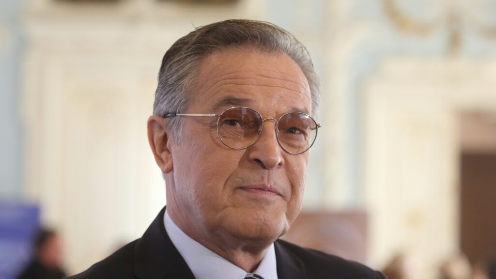 Ивар Калныньш вслед за Лаймой Вайкуле заявил, что СССР ему должен