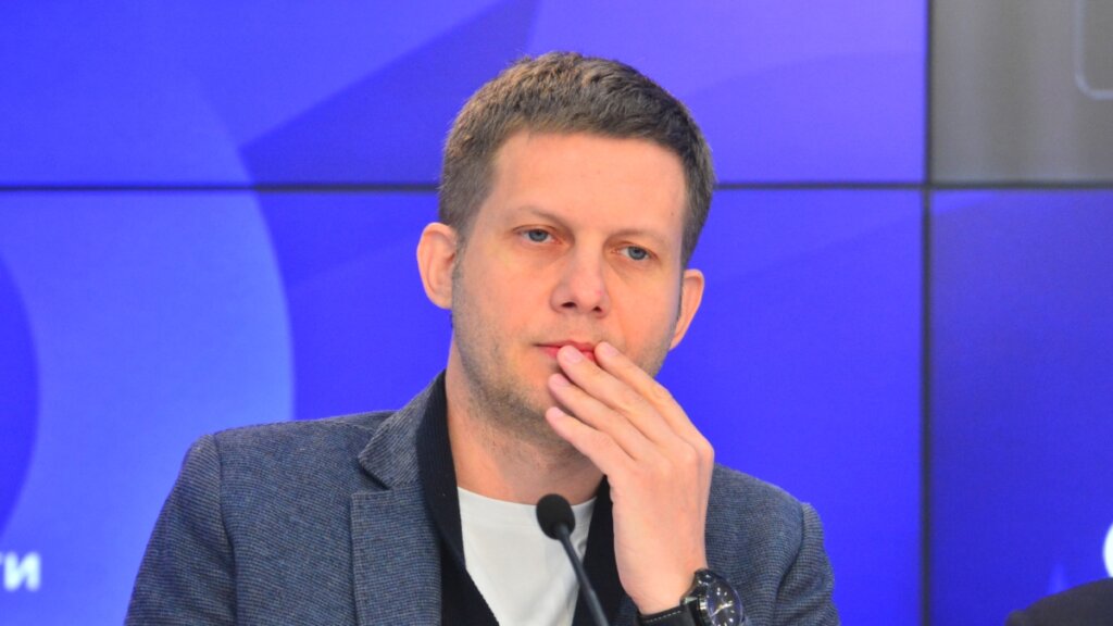 Перенесшему операцию на мозге телеведущему Корчевникову стало хуже