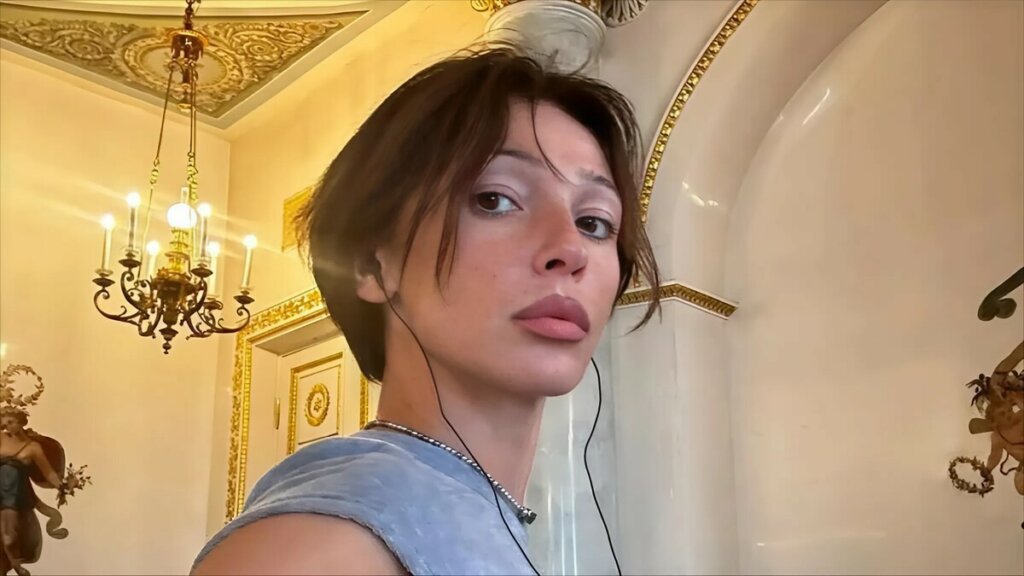 Скандальные подробности о втором муже Насти Ивлеевой: дважды развелся и судился за алименты