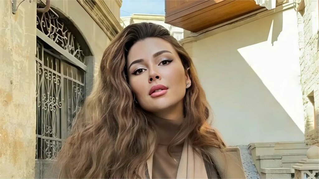 Заворотнюк родила первенца в канун дня рождения покойной мамы (первые фото)