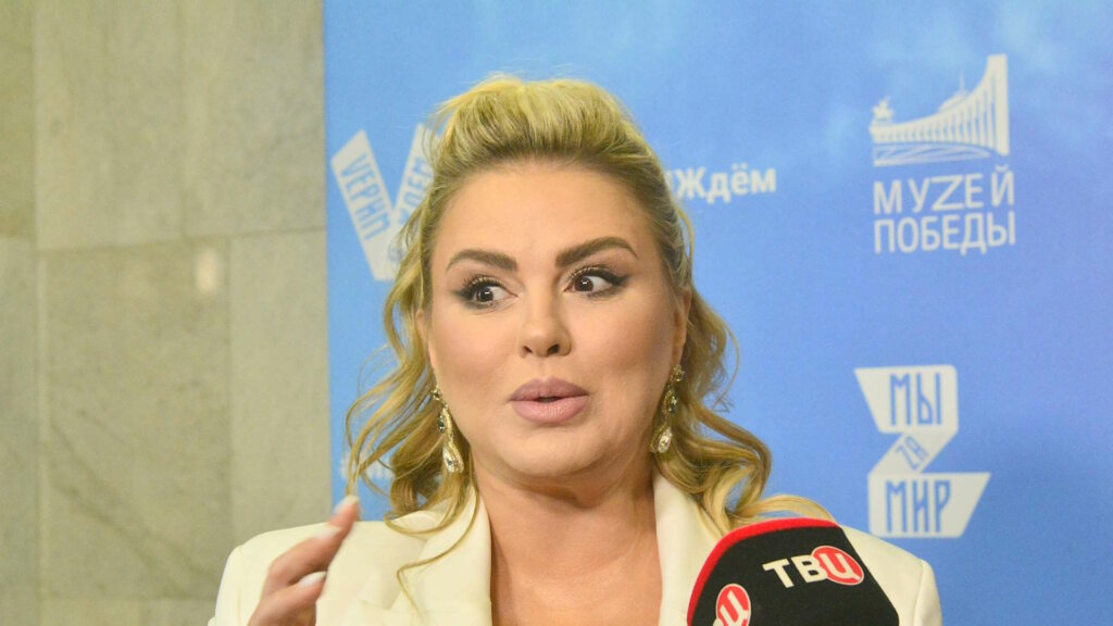 Анна Семенович раскрыла секрет молодости: с 27 лет колет ботокс