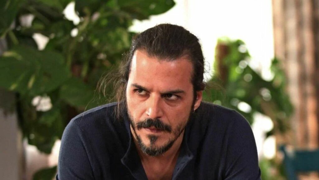 Мехмет Гюнсюр возвращается на экраны с новым сериалом