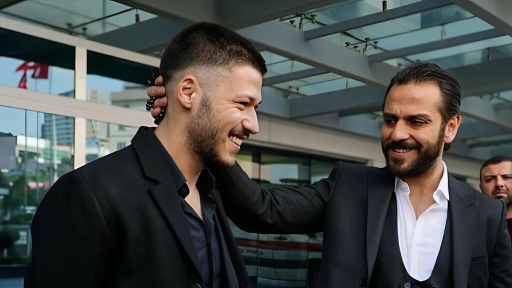 Кубилай Ака, Хафсанур Санджактутан и звезды «Чукура» приехали в Москву