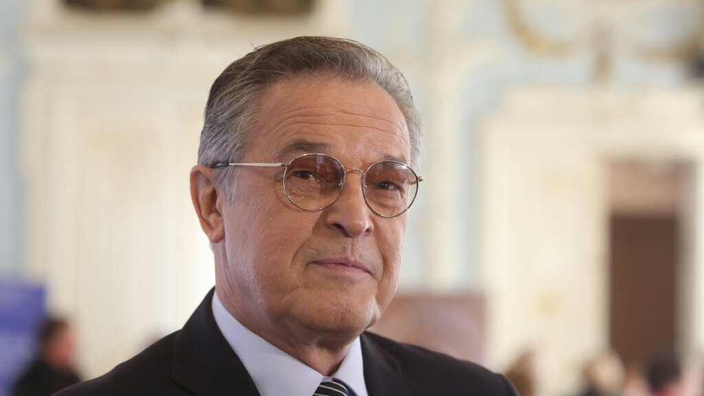 Бросил двух жен и отрекся от России: куда пропал Ивар Калныньш