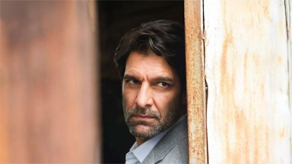 Проигрыш Динчера: Описание 19 серии турецкого сериала «Мечта Эшрефа»