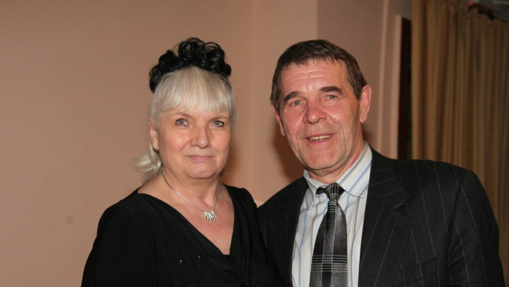 Неизлечимо больная вдова Алексея Булдакова оставила родню актера ни с чем