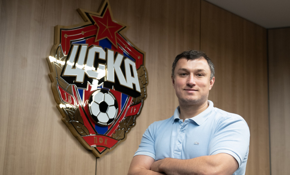 Врач Эдуард Безуглов возглавил медицинскую службу ЦСКА. Фото: Твиттер ЦСКА