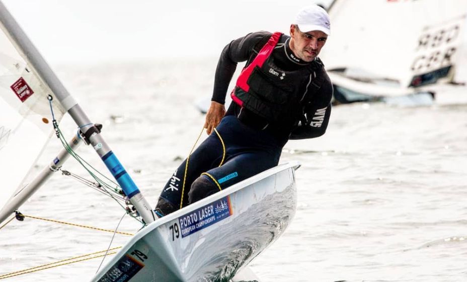 Яхтсмен Сергей Комиссаров чувствует поддержку родных и друзей во время Олимпиады-2020. Фото: Соцсети Сергея Комиссаорова