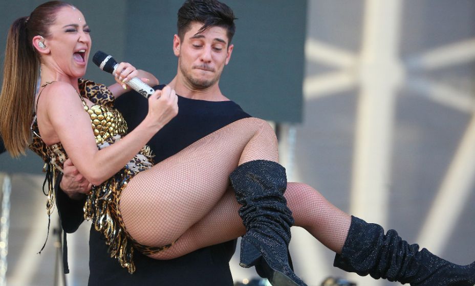 Певица больше не переживает о разводе с мужем. Фото: Global Look Press