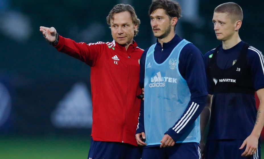 Валерий Карпин верит в Алексея Миранчука. Фото: РФС