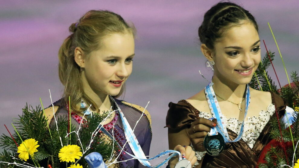 Серафима Саханович, Евгения Медведева