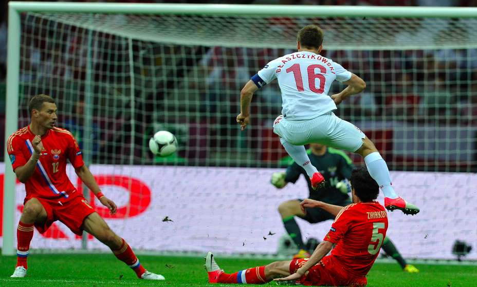 На Евро-2012 в матче Польша - Россия Якуб Блашиковски сравнял счет (1:1). Фото: Global Look Press
